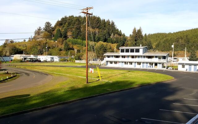 Winchester Bay Inn