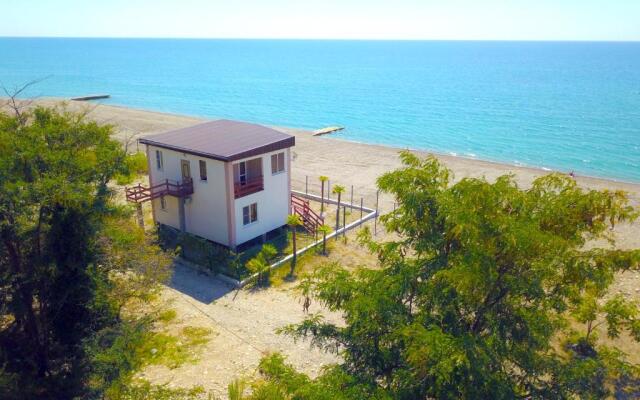 Apartments Izumrudniy Bereg