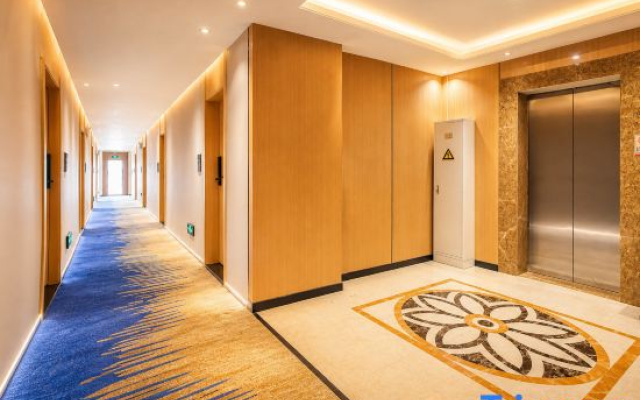Rui Xi Manju City View Hotel (Luo Bulin Plaza Kangbei Wealth Center Branch) – Hotel Rooms – Garze