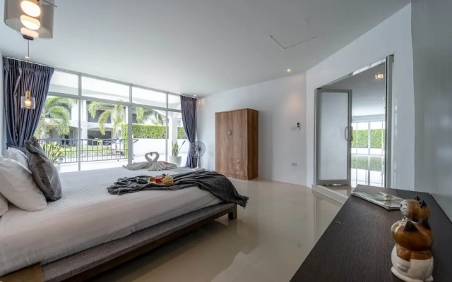 Modern 4 Bedrooms Pool Villa - VY