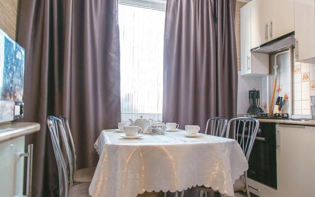 Пять Звёзд на Ленинградском 12А