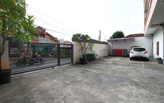 Airy Eco Palmerah Barat Sembilan 75 Jakarta