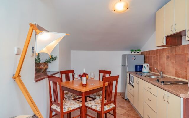 Apartment Bigovo Veljic-jaz