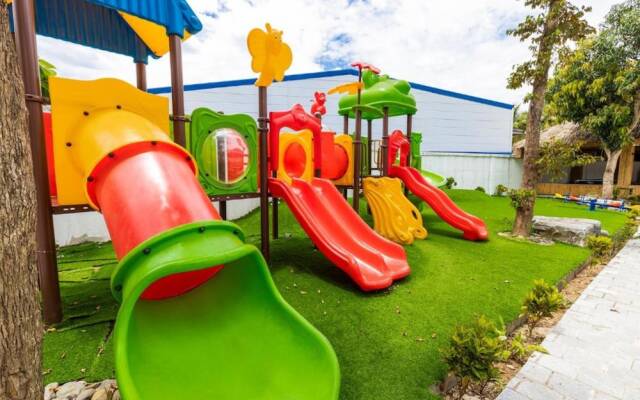 Hoa Vien Hotel - Suoi khoang Kim Boi