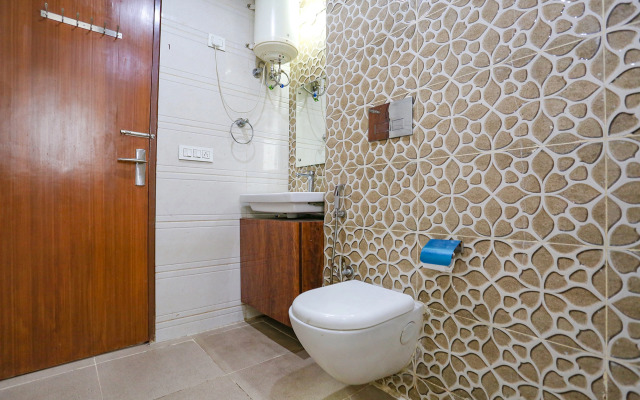 Fabhotel 52 Ivory
