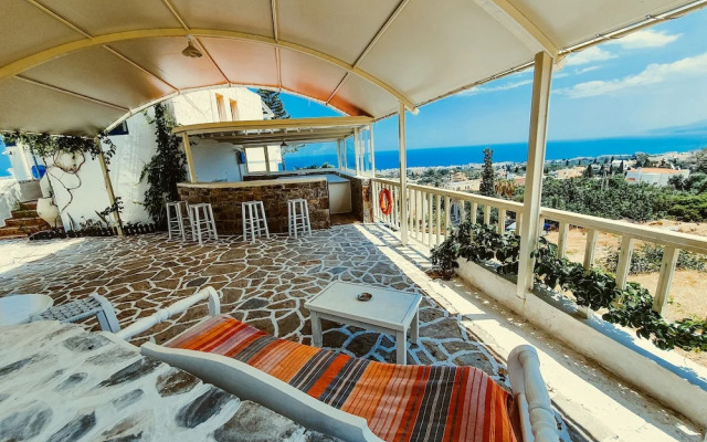 Beautiful and Spacious Room Near Cretan Sea