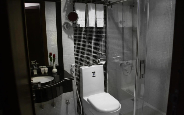 Laguna Hotel Suites