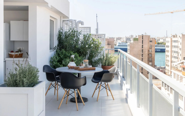 Gallery Suites & Residences, Piraeus