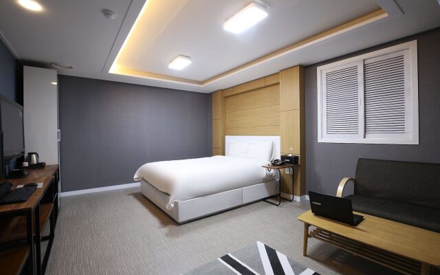 Rexhotel