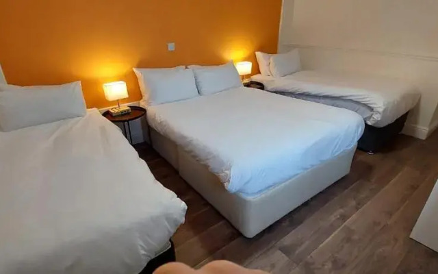 The Fleet Inn Guesthouse & Restaurant