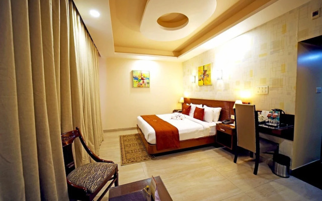 The Red Velvet Hotel Samarpan