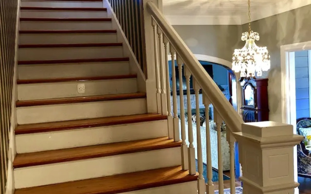 Holder House Rentals