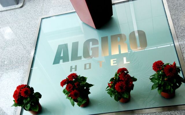 Algiro Hotel