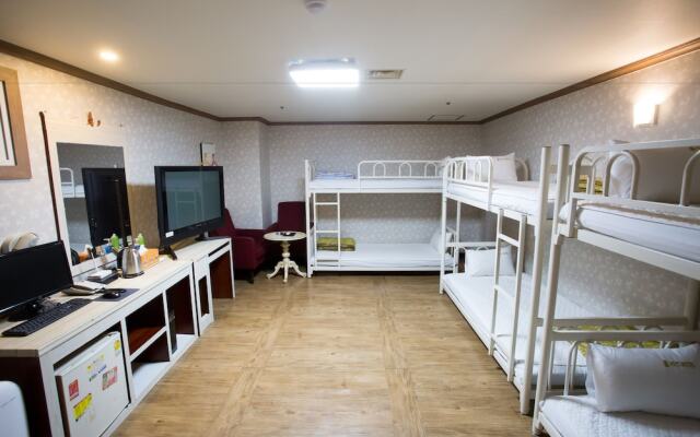 Ritz Hostel