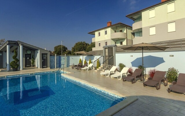 Modern Apartment in Vodnjan With Swimming Pool