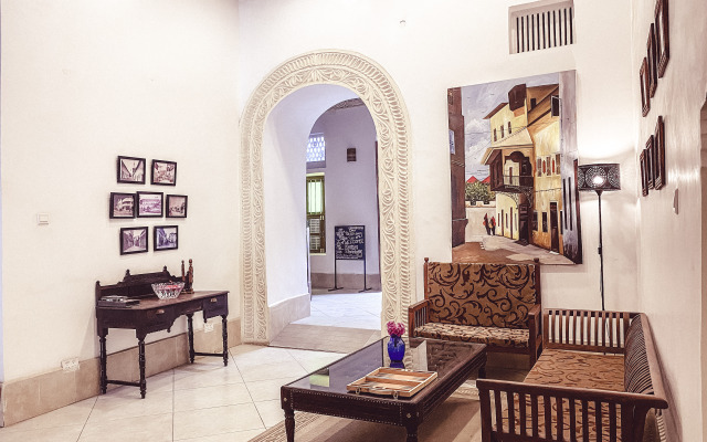 Smiles Stone Town Hotel