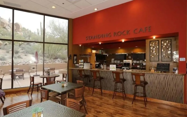 Casa Winfield 3 Bedroom Home by RedAwning