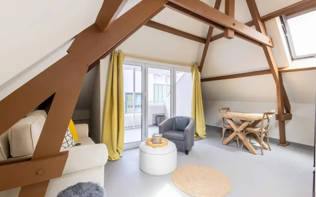 Bright Historic Loft in the Heart of Willemstad