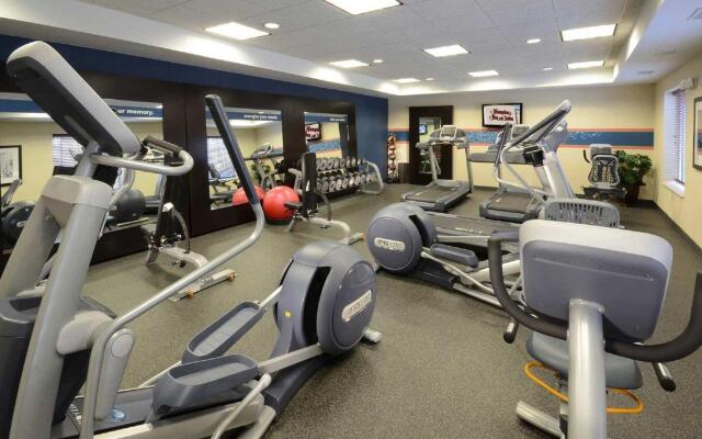 Hampton Inn & Suites Huntersville
