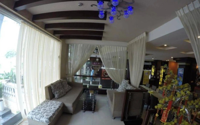 One World Hotel