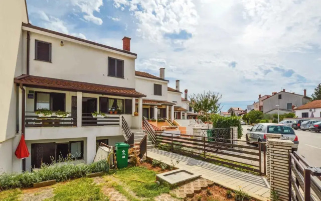 Studio Studio mit Terrasse und Internet