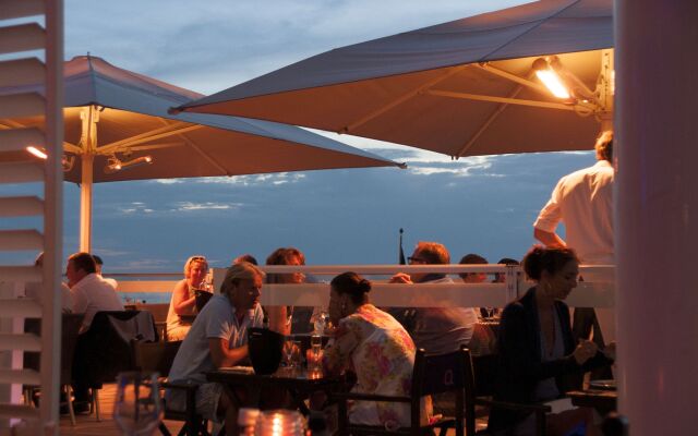 Beach Hotel Noordwijk