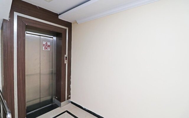 Hotel Amar Palace by OYO Rooms