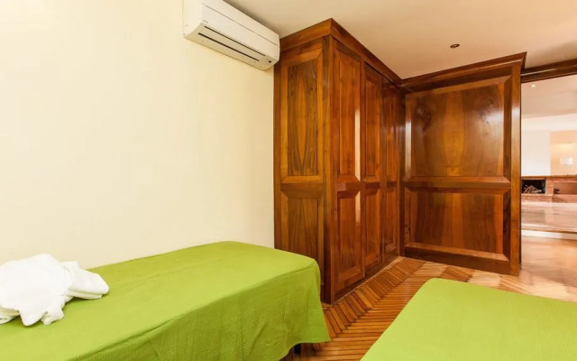 Rental in Rome Navona Penthouse