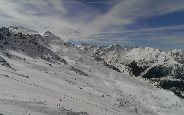 Studios Bellevue 1 et 2, ski lift 150m