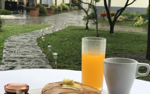 Plumeria Hotel Batangas