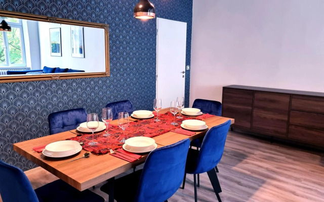 Luxury renovated apartment perfect for families