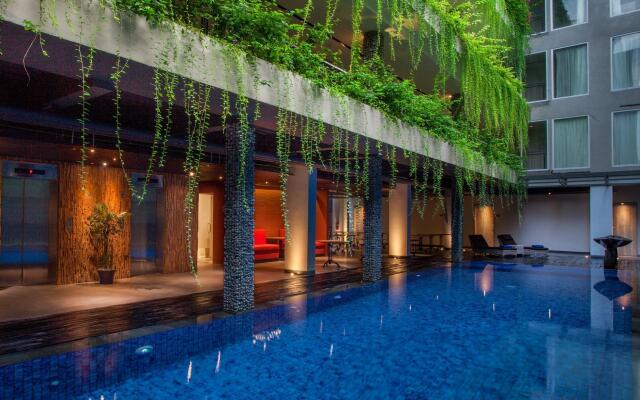Daun Bali Seminyak Hotel