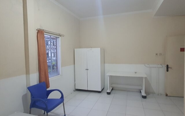 OYO 93448 Padang Pasir Homestay