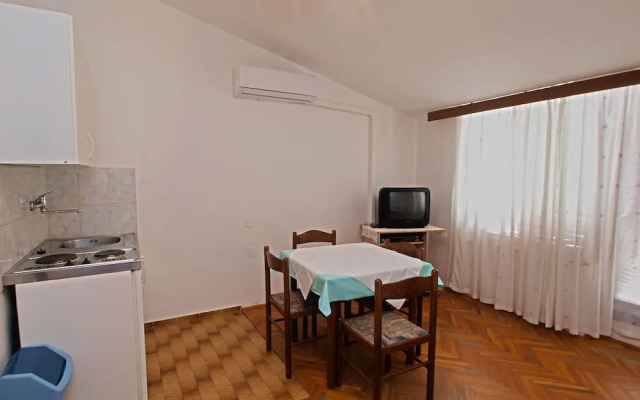 Apartment Desanka 668