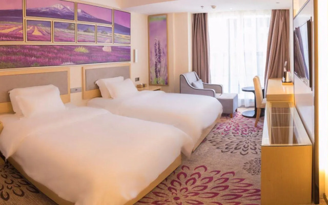 Lavande Hotel Luzhou Jiale Century City