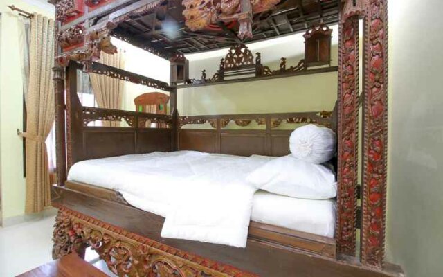 Canting Prodo Traditional Hotel