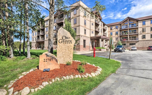 < 1 Mi to Slopes: Mtn-view Keystone Condo