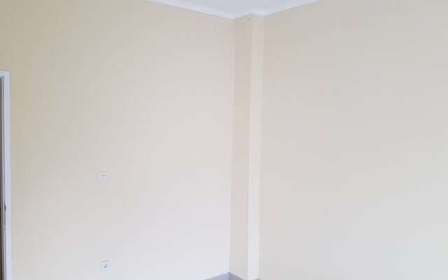 Oyo 2115 Punclut Residence