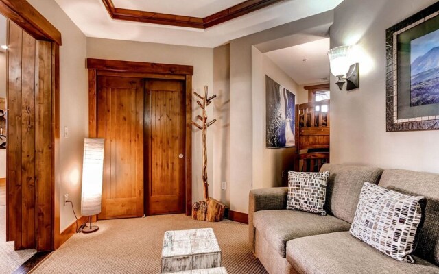 Luxury 3 Bedroom Ski in, Ski out  One Ski Hill Residence Located at the Base of Peak 8 with Hot Tub Access