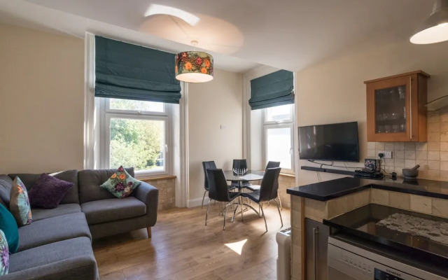 80 Kingsway