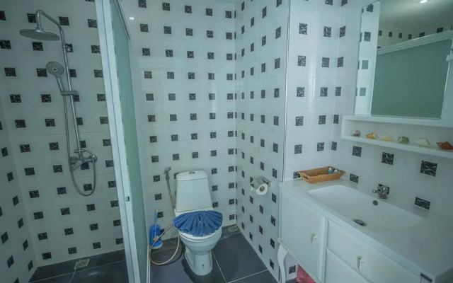 Roomquest Utopia Kata and Residence