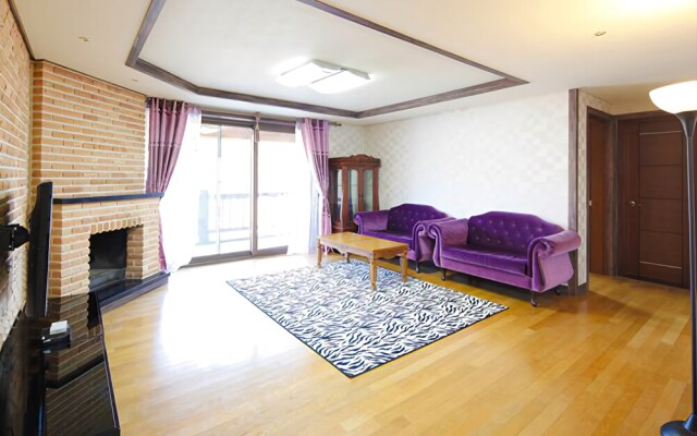 Pyeongchang Daegwallyeong Modern Ville Pension