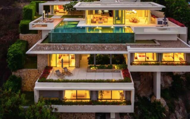 Ultimate Luxury Villa, Fantastic 180° Sea View !