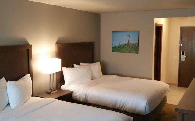 Sandhill Inn & Suites