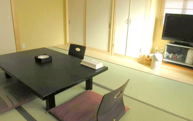Minshuku Inn Shirahama Ekinoyado