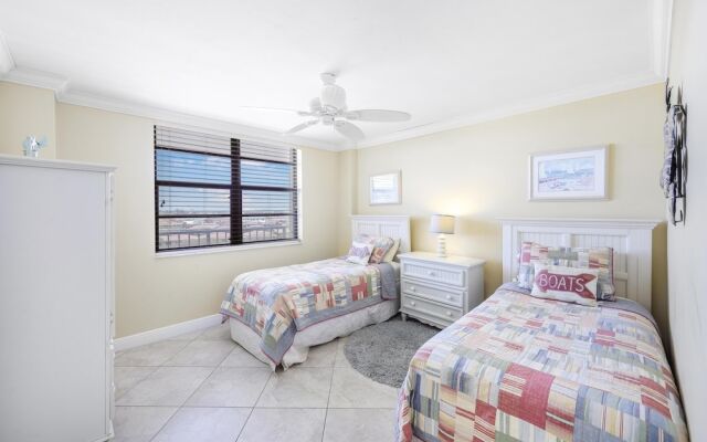 South Seas Tower 4-704