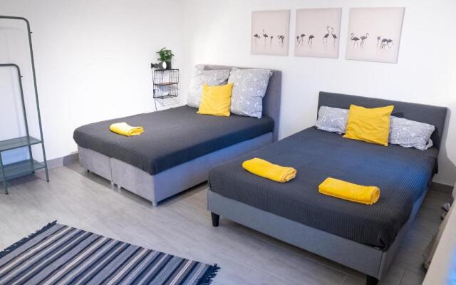 Hamburg Altona - 3 Bedrooms for up to 10