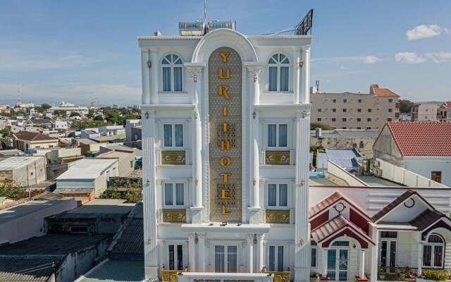 Yurii Hotel