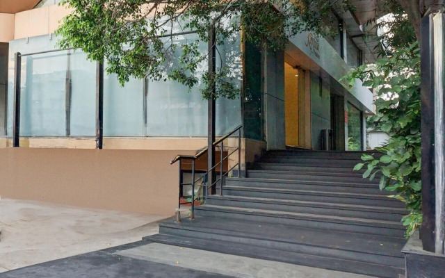 Premium Room Near Pataleshwar Temple, Pune