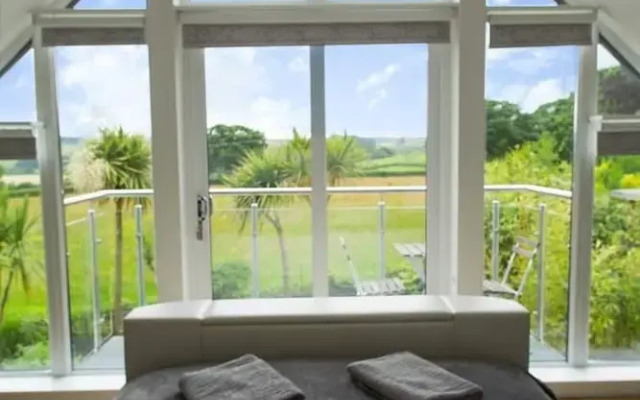 Sleeps 14,tavistock Luxury 5-bed House
